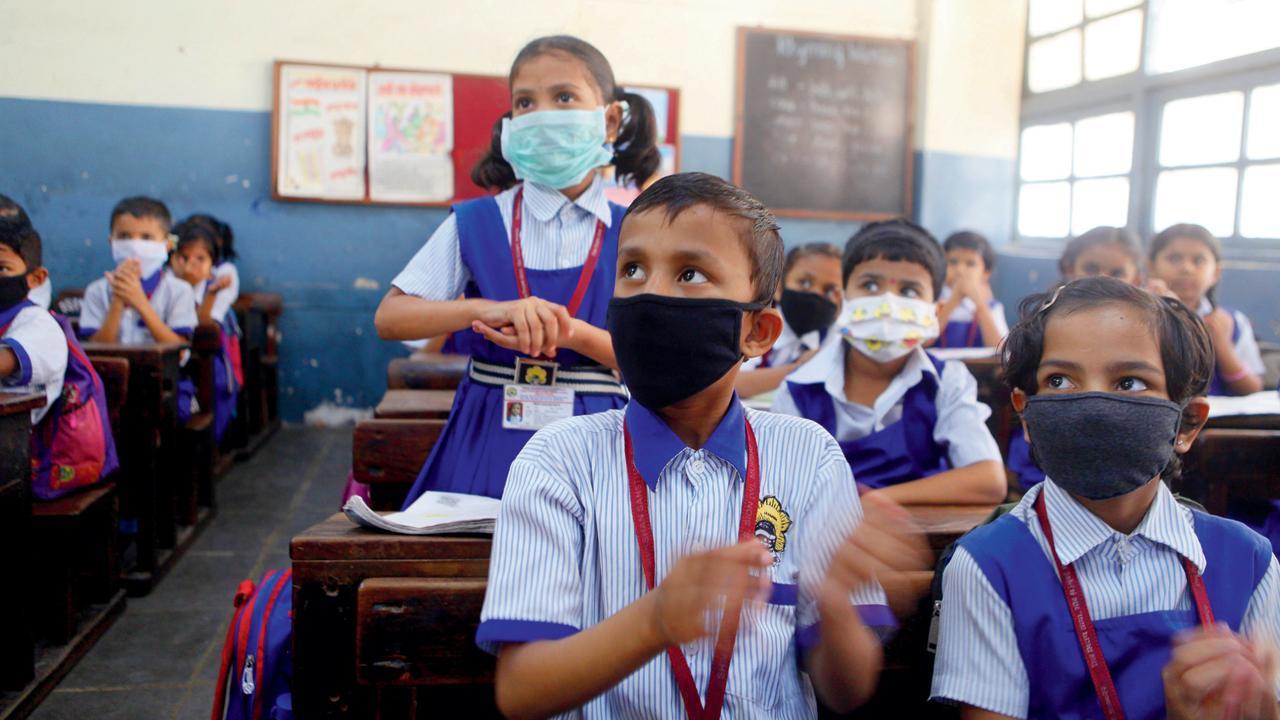Use more English words while teaching, Maharashtra govt tells schools