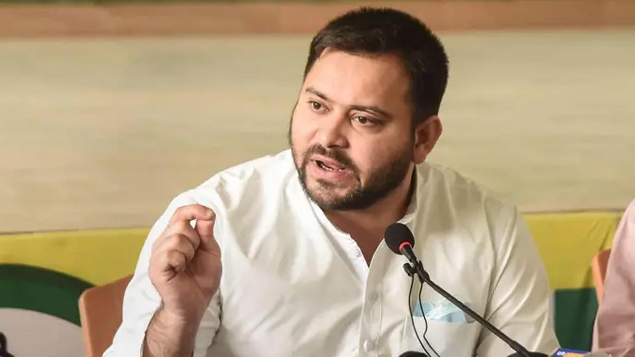 Bihar ministers involved in liquor trade, alleges Tejashwi Yadav