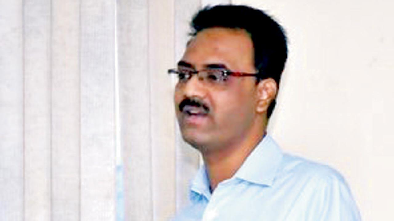 Dr Sathyaraj Venkatesan