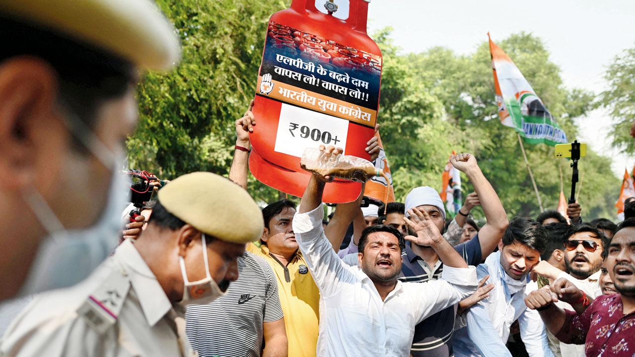 Youth Congress activists protest LPG price hike in Delhi. File pic/AFP
