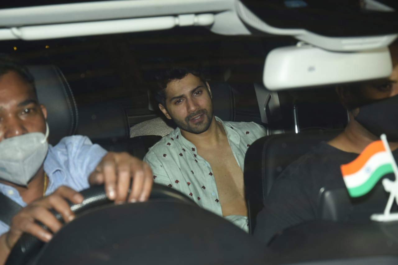 Varun Dhawan and Natasha Dalal walked into Aarti Shetty's party together, twinning in pretty outfits. Varun, on the acting front, will be next seen opposite Kriti Sanon in 'Bhediya'.