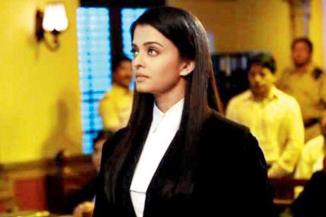 Aishwarya Rai reunited with her Aa Ab Laut Chalein co-star Akshaye Khanna in Subhash Ghai's musical love story Taal (1999) and also romanced Anil Kapoor in the film.