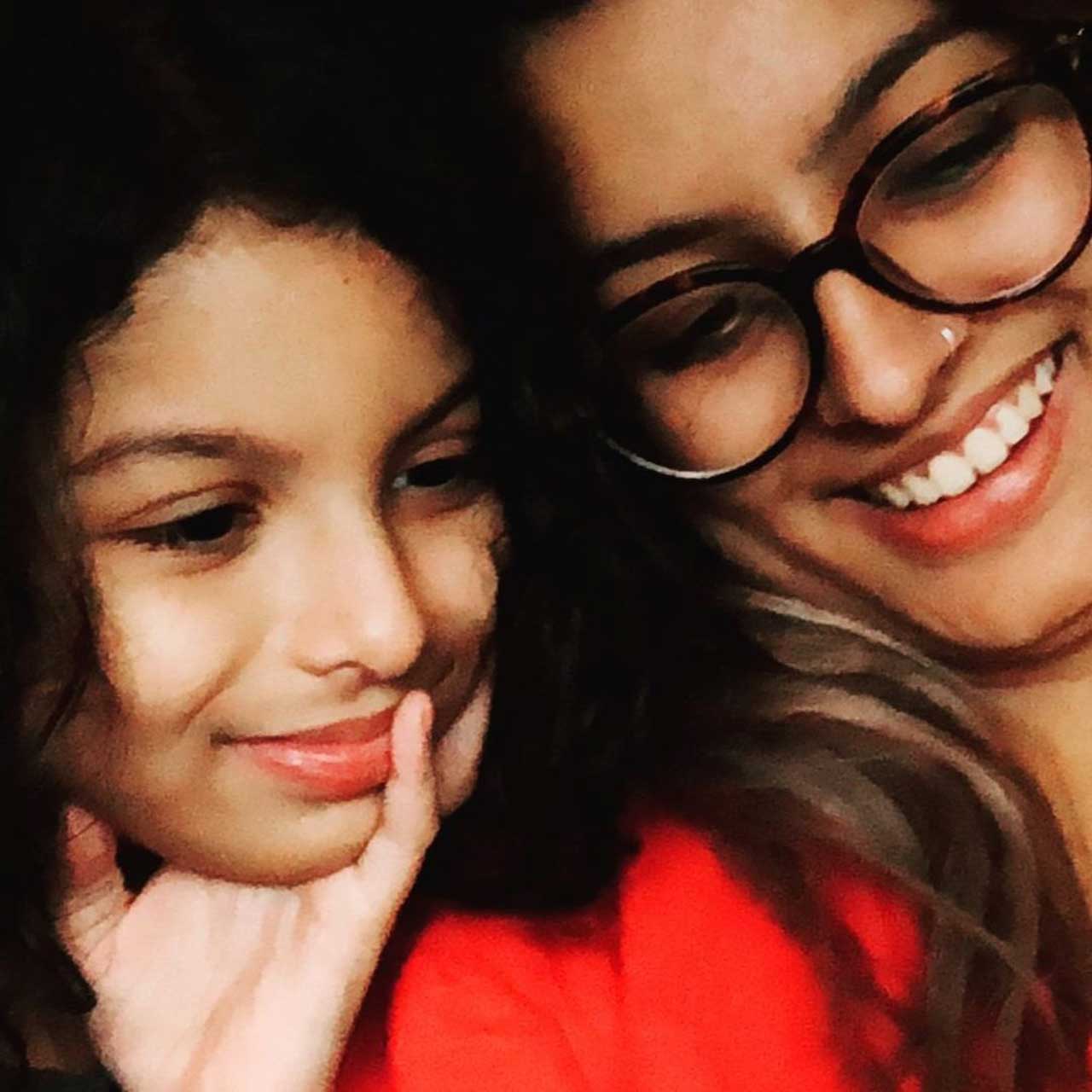 Farhan Akhtar shared a beautiful picture of his daughters Shakya and Akira Akhtar on his Instagram handle. Along with the photo, he wrote, 