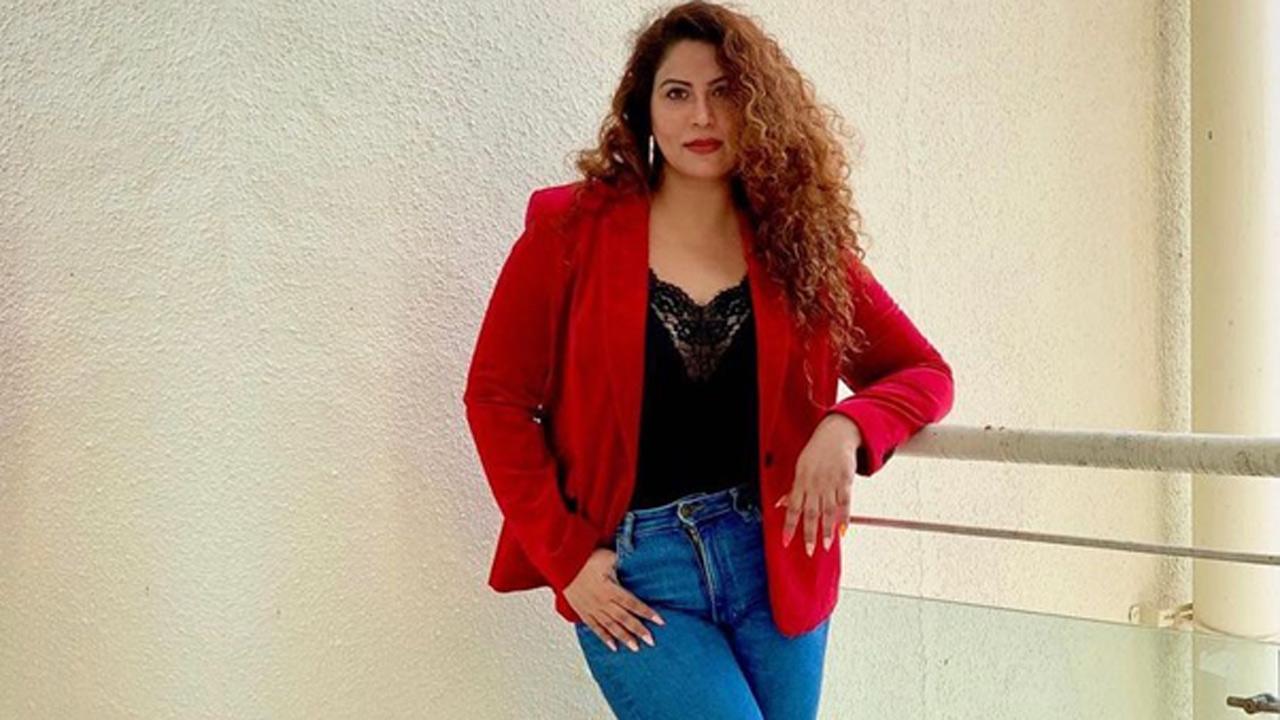 Anuja Sachdeva - Providing opportunities for women in beauty industry via appropriate knowledge, skill