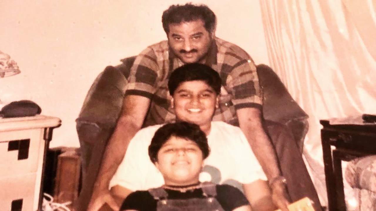Throwback Thursday: This picture of Boney Kapoor with Arjun Kapoor, Anshula from their childhood is pure gold