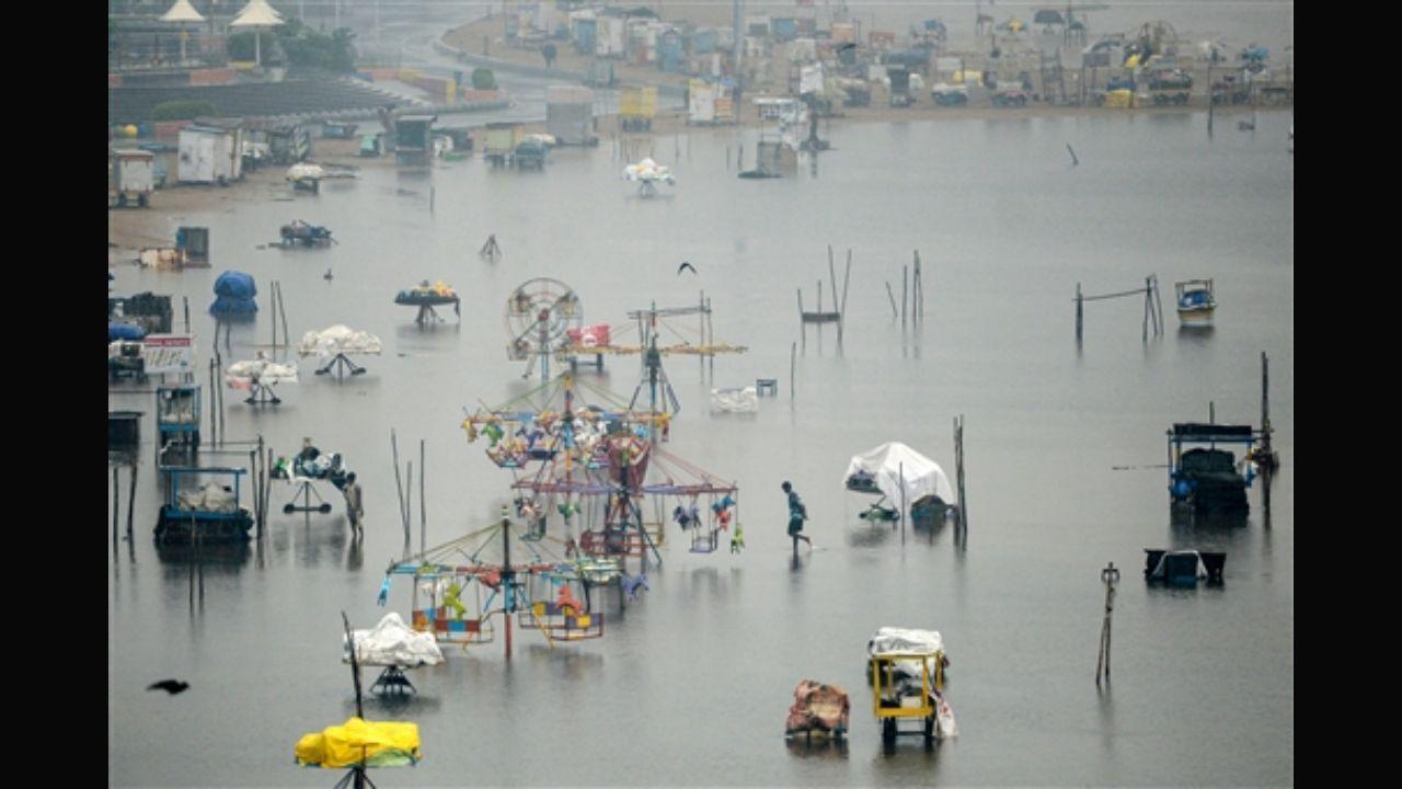 Heavy rainfall to lash Karnataka for 2 more days, schools shut in 7 districts