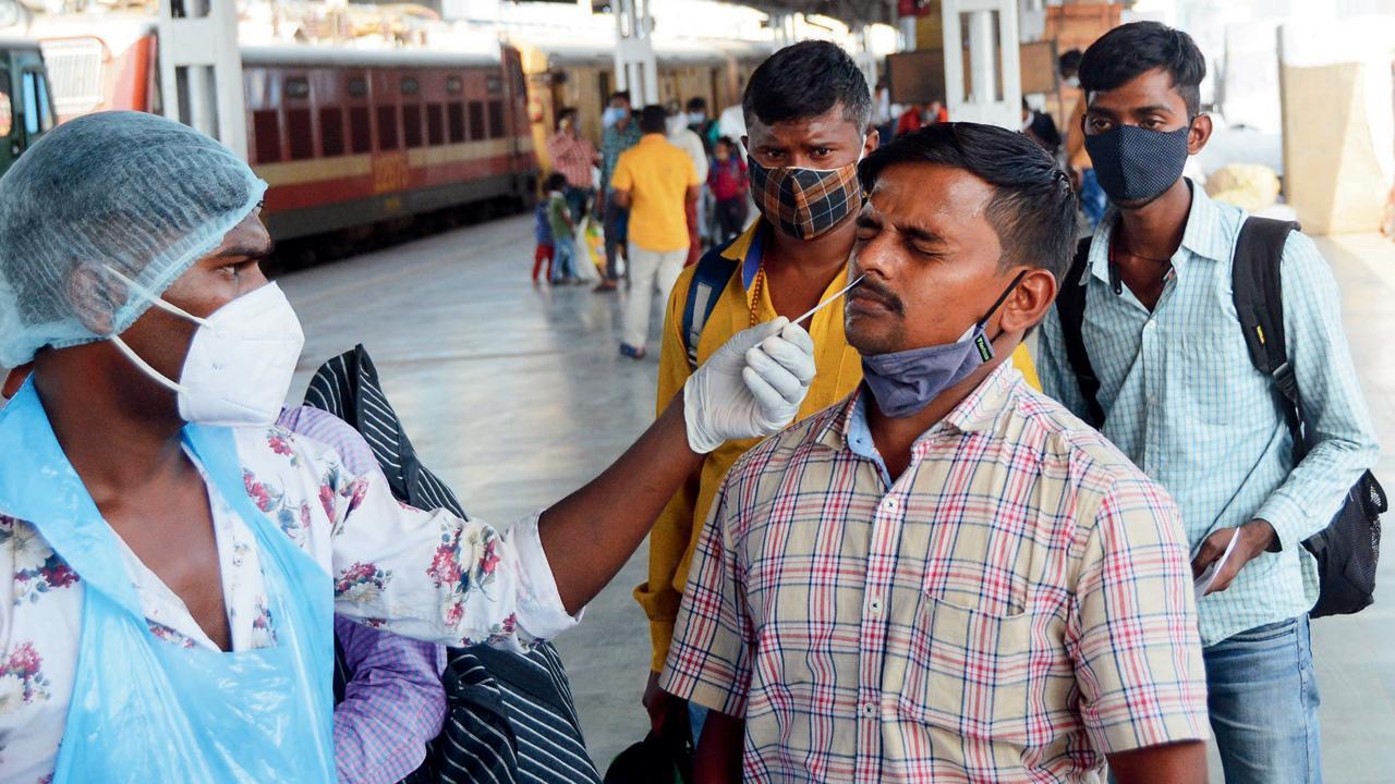 Mumbai’s Covid-19 cases fall; TPR, deaths rise