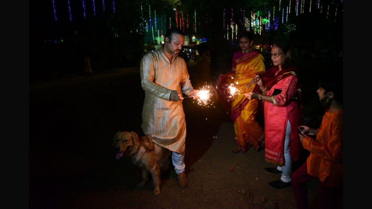 People celebrate Diwali by bursting firecrackers at Shivaji Park, Dadar in Mumbai. Pic/Pradeep Dhivar