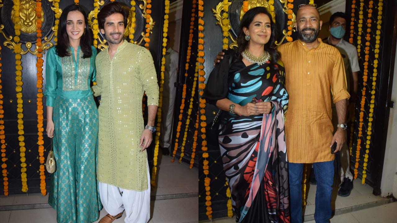 Sanaya Irani and Mohit Sehgal were all smiles as the popular TV couple attended Ekta Kapoor's Diwali party hosted in the city. Sonali Kulkarni was also a part of the celebration as she attended the bash with her husband Nachiket Pantvaidya. 