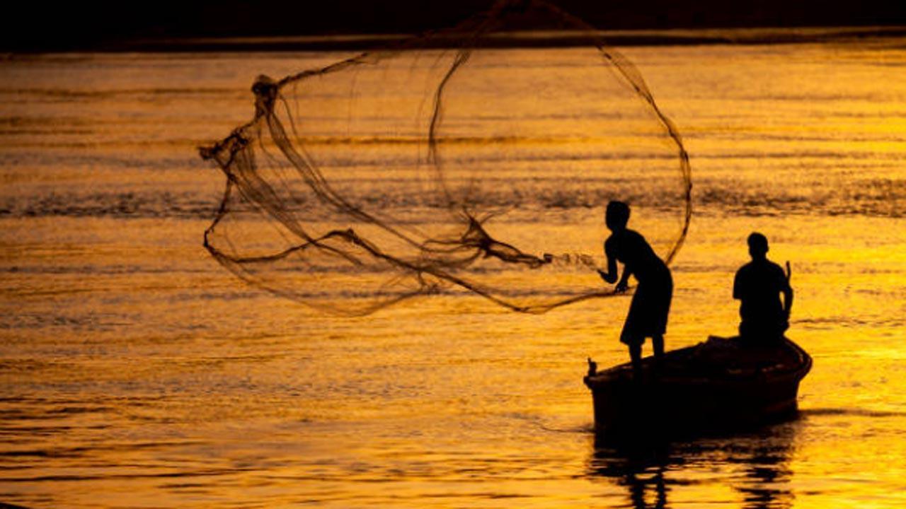 Indian govt releases 10 Pakistani fishermen