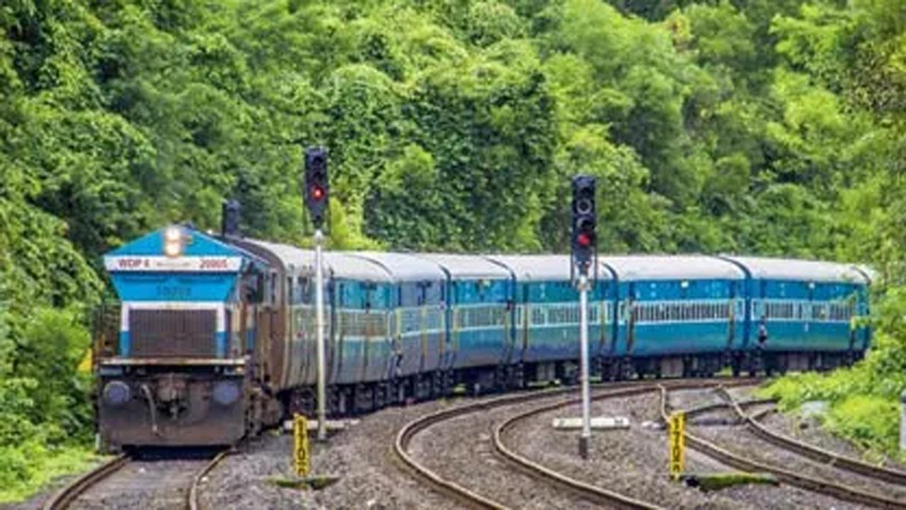 Vande Bharat, 18 other trains to get vegetarian certification