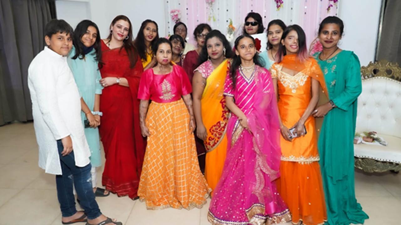 Nidarshana Gowani organizes felicitation ceremony for the Acid Attack Survivors and Fire Victims