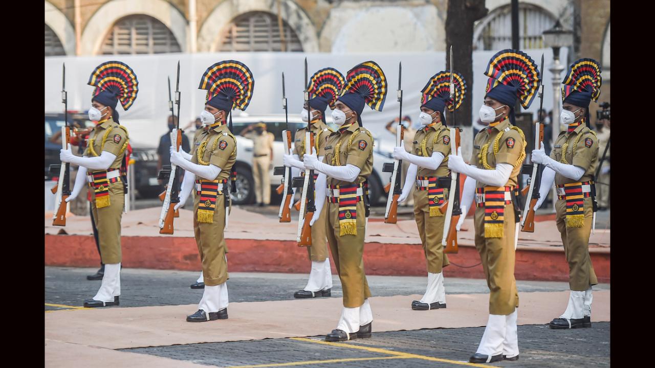 A large number of police personnel turned up to pay homage to their colleagues who lost their lives while fighting the terrorists who struck at key locations in south Mumbai, with special memories for Tukaram G. Omble who sacrificed his life while pinning down Ajmal Amir Kasab, the sole terrorist nabbed alive in the early hours of November 27, 2008. Photo: File pic/PTI