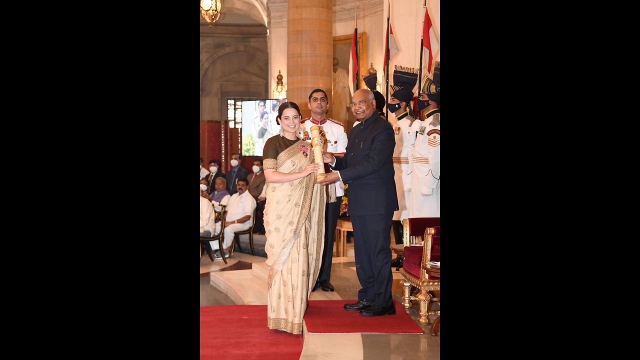 Bollywood actress Kangana Ranaut receives Padma Shri. Pic/Pallav Paliwal