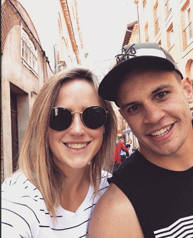 670px x 828px - Ellyse Perry turns 30: Rare photos with her female BFFs, ex-husband