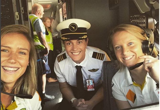 Ellyse Perry in a cockpit! She captioned, 'Really cool experience in the the cockpit of a @qantas Boeing 737 today with Captain Anita!'