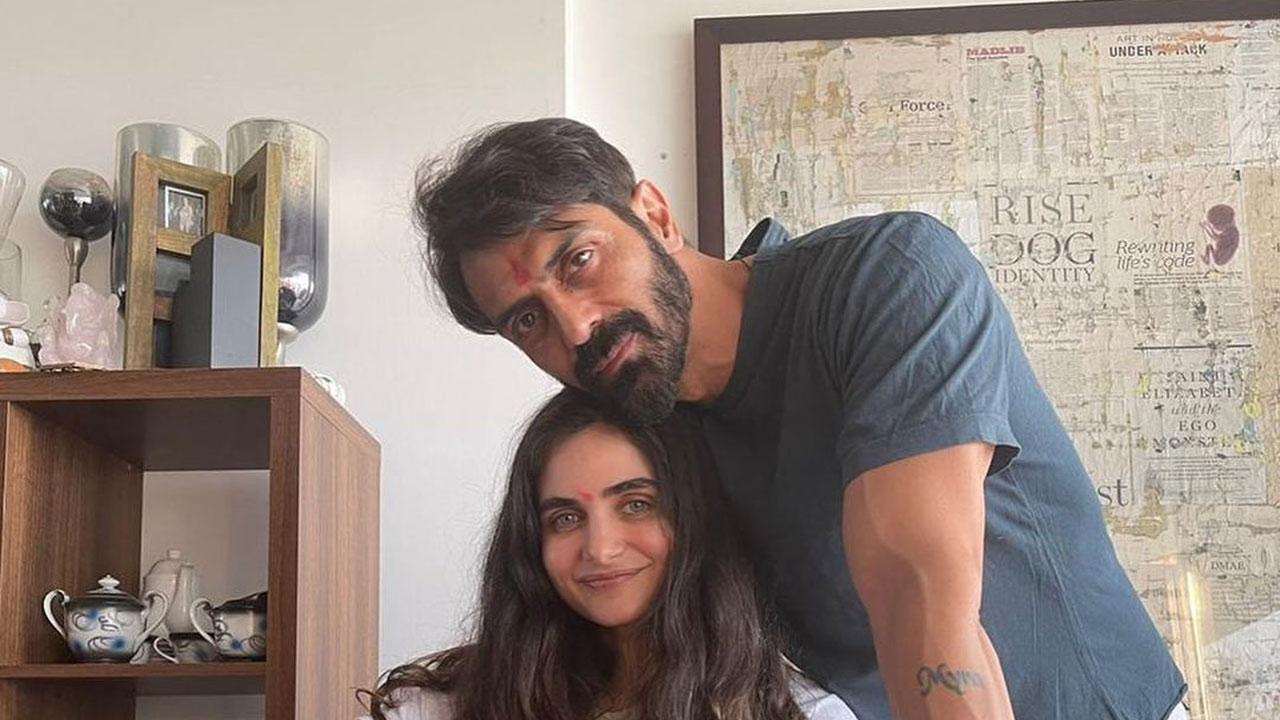 1280px x 720px - Gabriella Demetriades wishes boyfriend Arjun Rampal on his 49th birthday,  calls him a lion