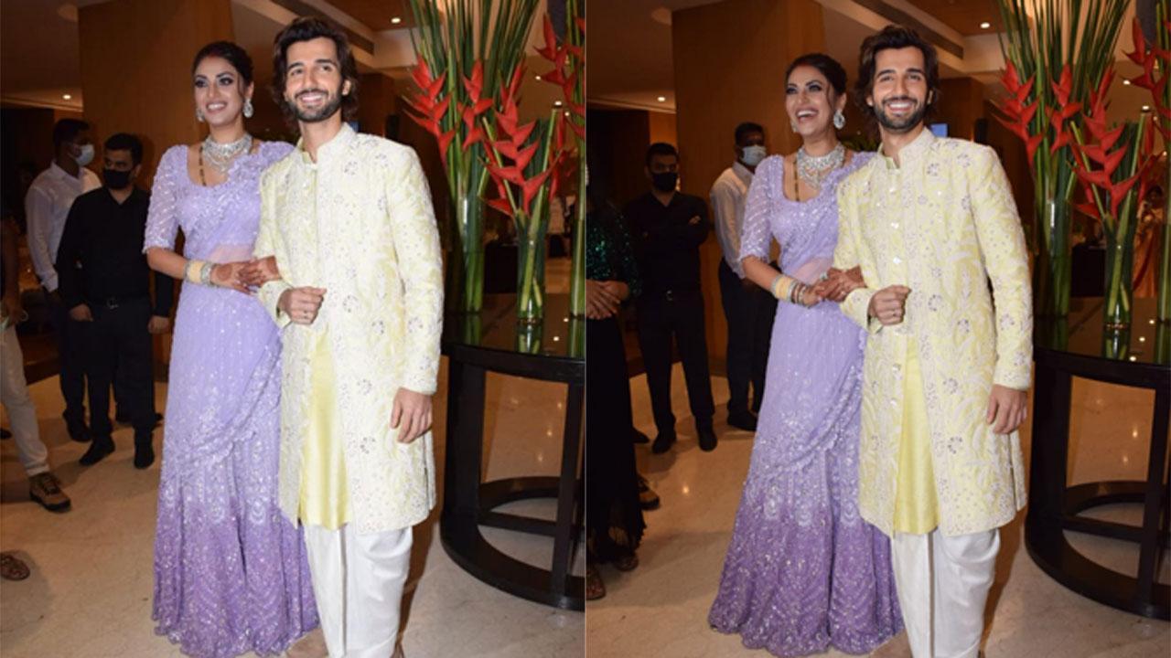 Aditya Seal and Anushka Ranjan clicked after their wedding, look stunning together