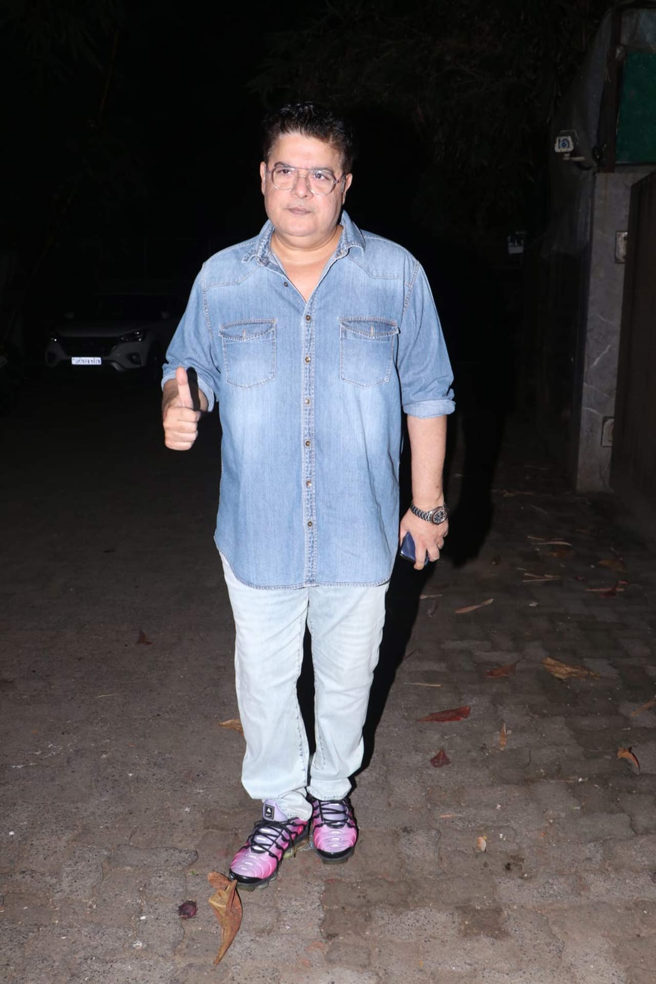 Sajid Khan gave the paparazzi a thumbs up when clicked at 'Satyameva Jayate 2' screening.