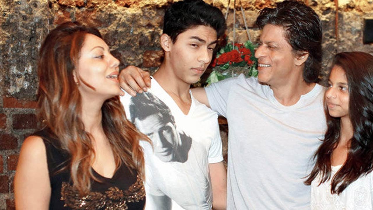 Shah Rukh Khan's family photos prove he's the perfect family man