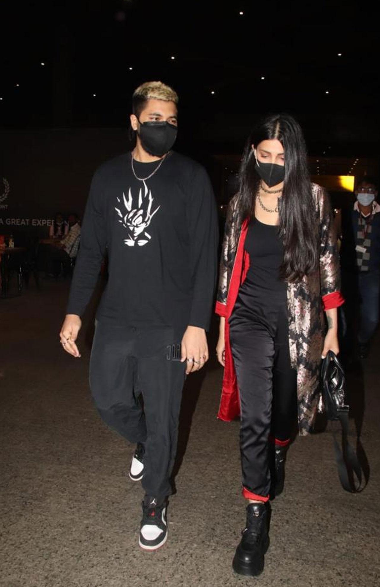 Earlier this year in March, Santanu Hazarika flew into Chennai to spend time with her. The actor posted loved-up snapshots wearing matching masks and wrote, “Chilling scenes.” She also posted that she was catching up with father Kamal Haasan after long.