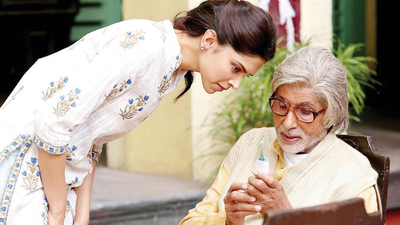 Deepika Padukone and Amitabh Bachchan in Piku (2015)