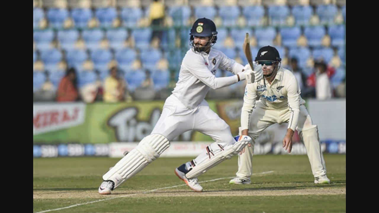 Shreyas Iyer, Ravindra Jadeja score half-centuries as hosts reach dominant position