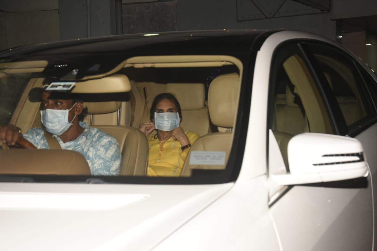 Salma Khan was seen with her her mask on as she arrived at Sohail Khan's Diwali celebration.
