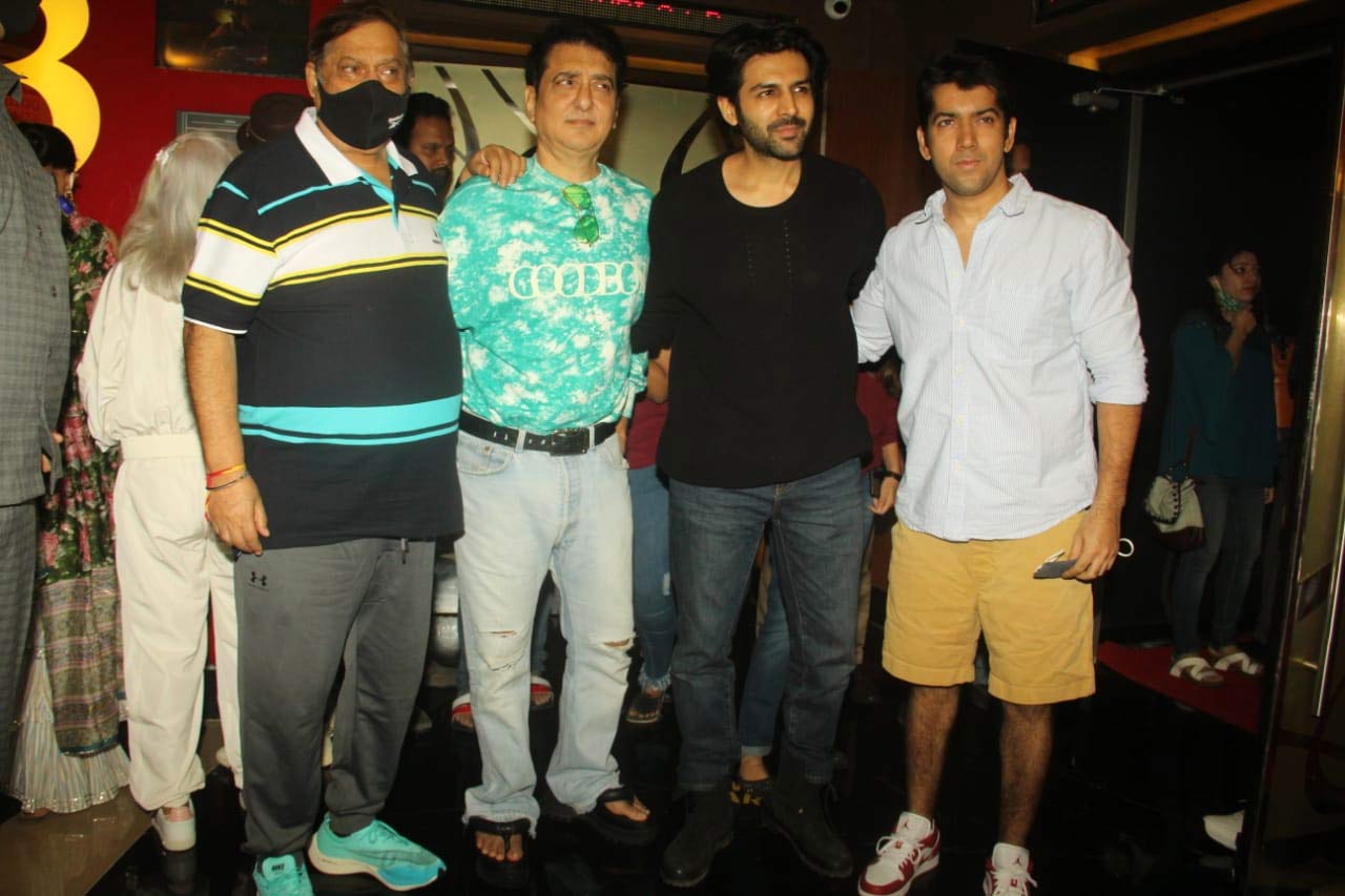 David Dhawan, Kartik Aaryan and Rohit Dhawan were also a part of the special screening hosted in the city. 