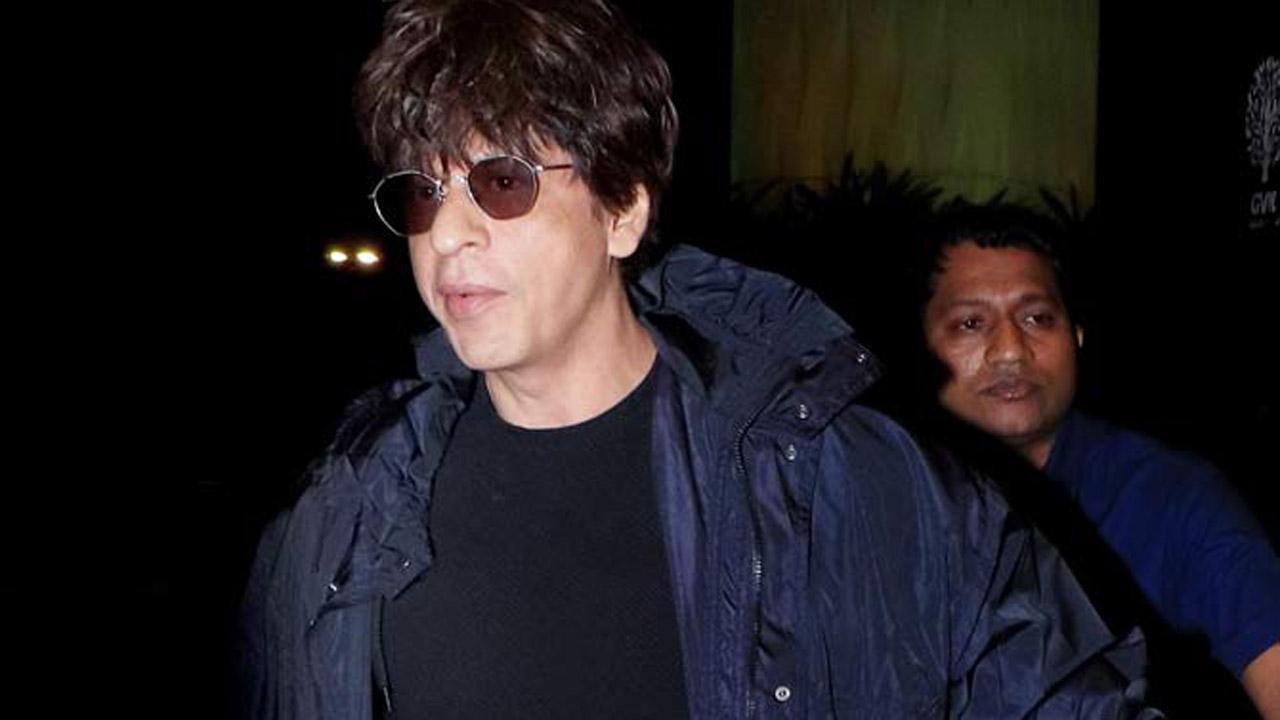 Shah Rukh Khan having a low-key birthday celebration with family in Alibaug