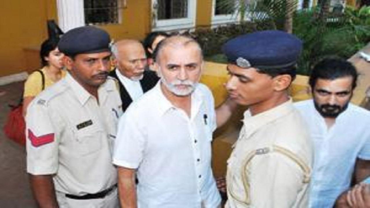 Bombay HC rejects Tejpal's plea for in-camera proceedings