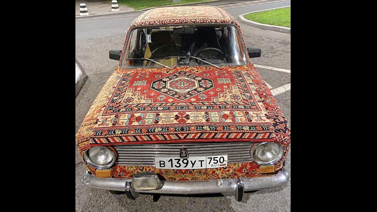 No model was ever as Soviet-ised as ‘Carpets’, a unique VAZ 27011 that captures viewers’ imagination with its unusual exterior—a layer of old Persian-style rugs that were once all the rage in communist countries