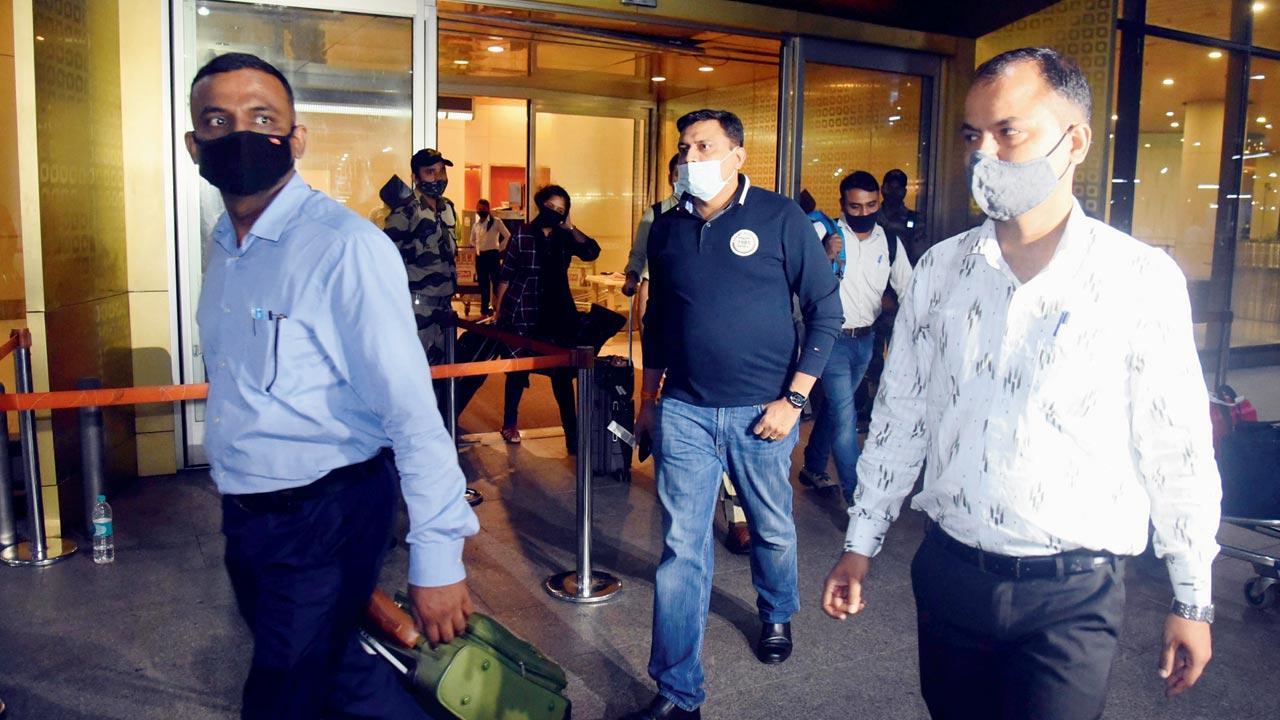 NCB’s Deputy DG Gyaneshwar Singh at Mumbai airport on Wednesday. Pic/Sameer Markande