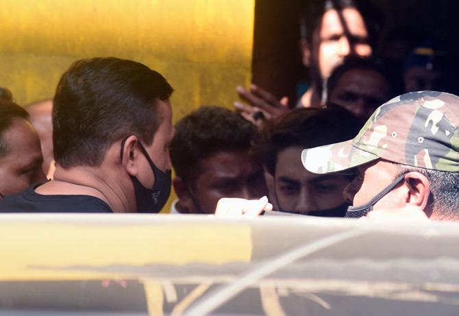 Aryan came out of the prison shortly after 11 am, got into a waiting car and left for Mannat immediately.