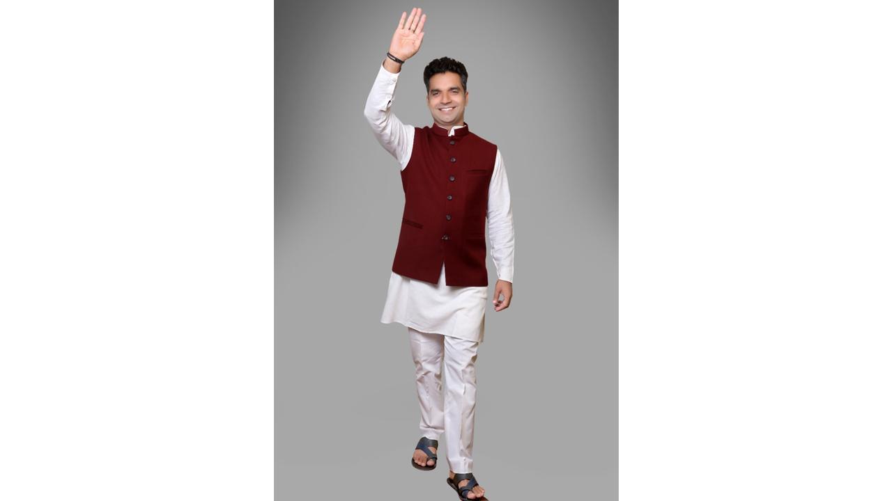 Brahm Parkash Yadav launches program to motivate the youth to help the needy