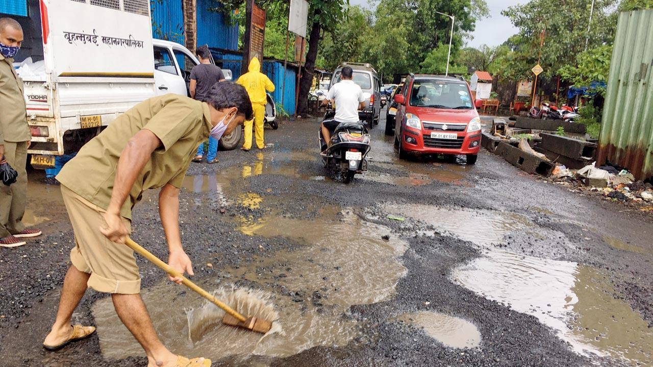 Thane civic body imposes Rs 10 lakh fine on contractor for bad condition of roads