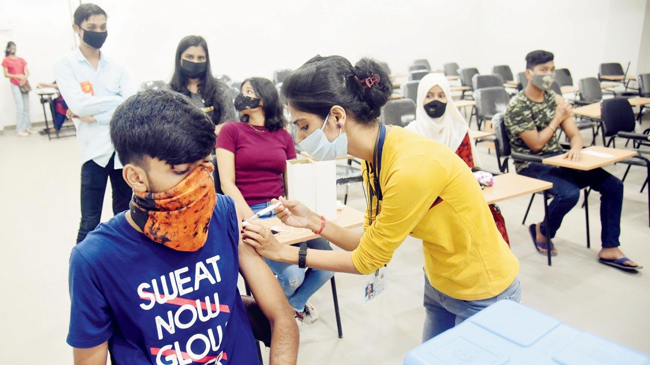 MMK College had to collect students’ vaccination-related data to be able to arrange the special drive on Monday. Pics/Sameer Markande