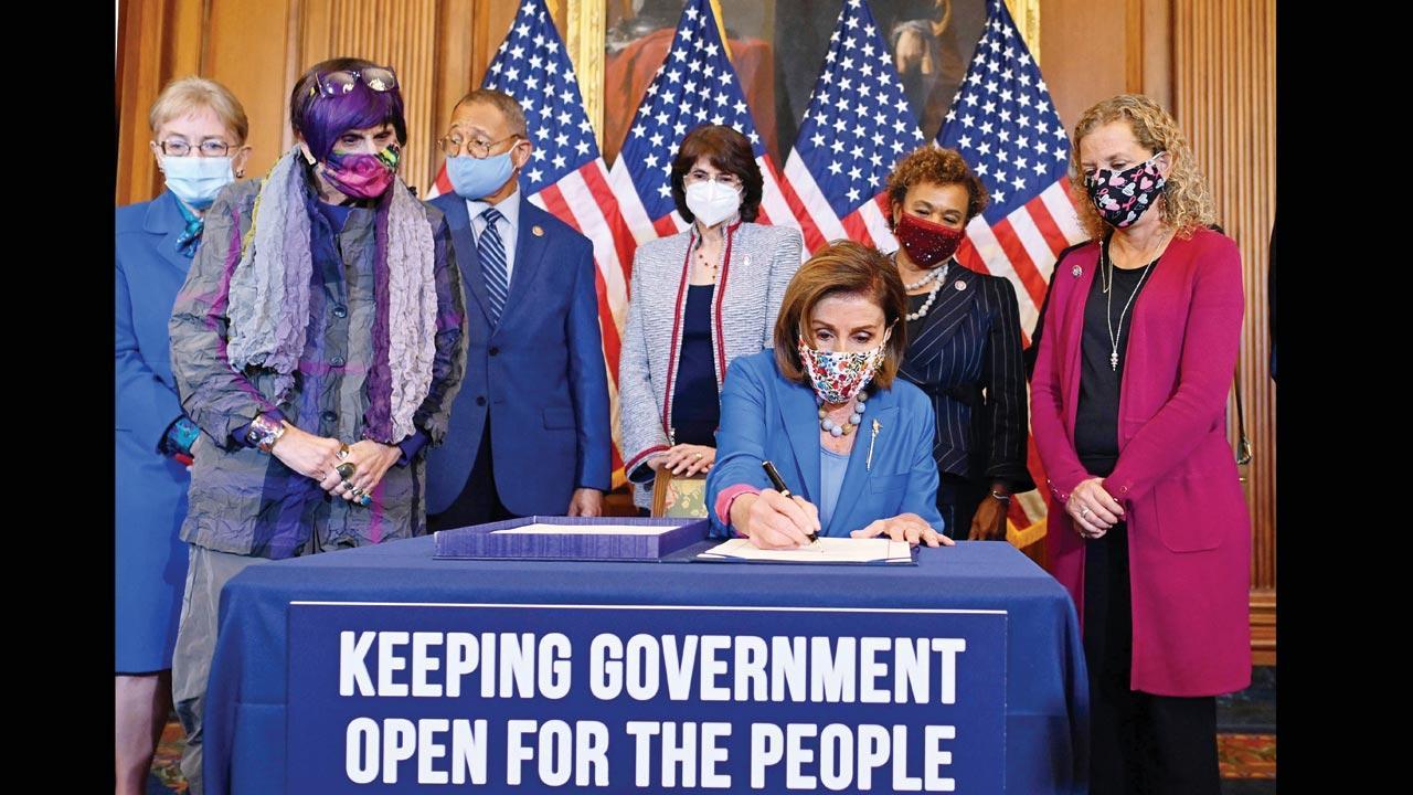 US Congress passes bill to avert partial government shutdown