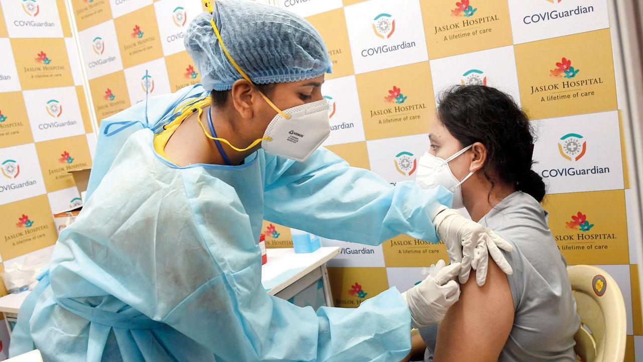 Mumbai: Covid-19 vaccination drive in private centres drops by 68 per cent