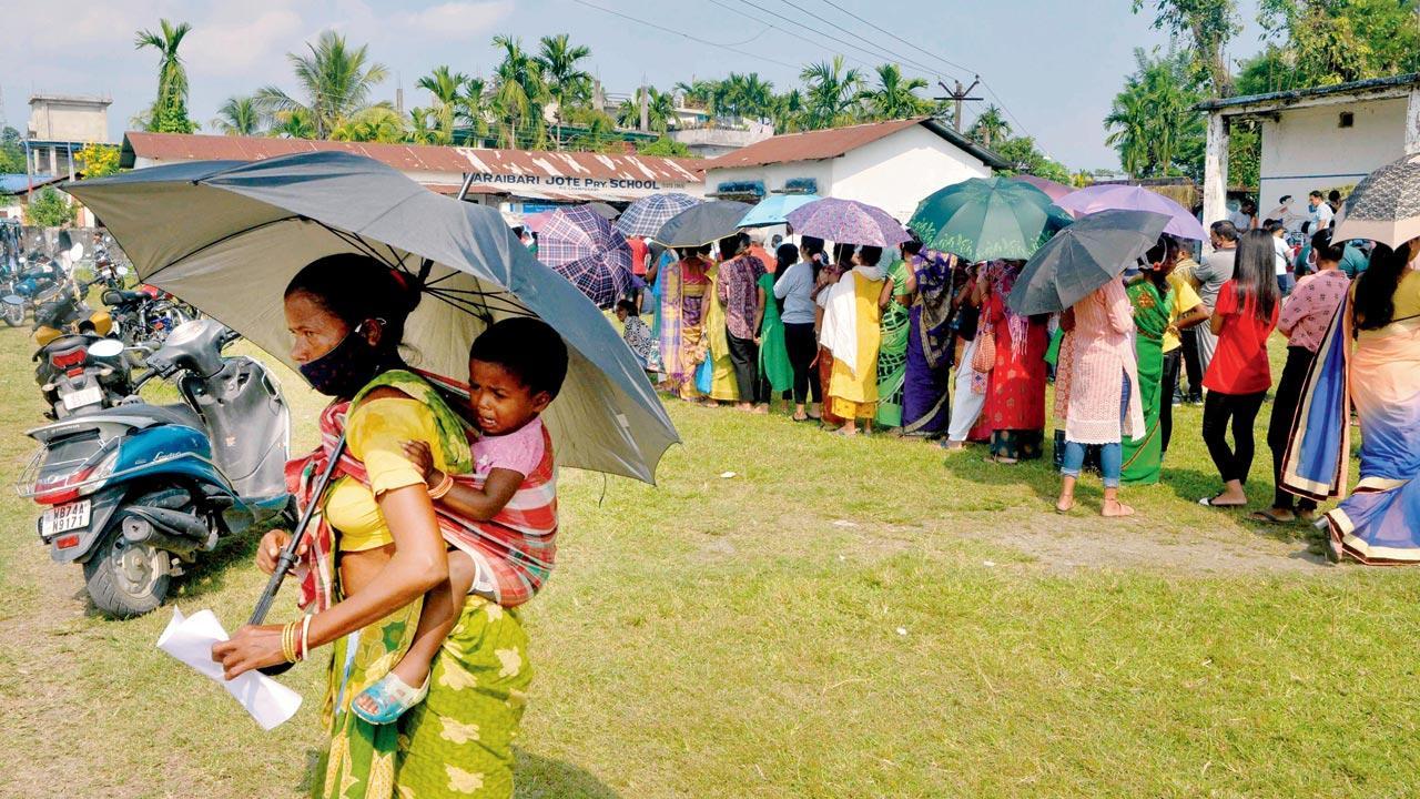 Daily Covid-19 cases rise by 1,023 in India