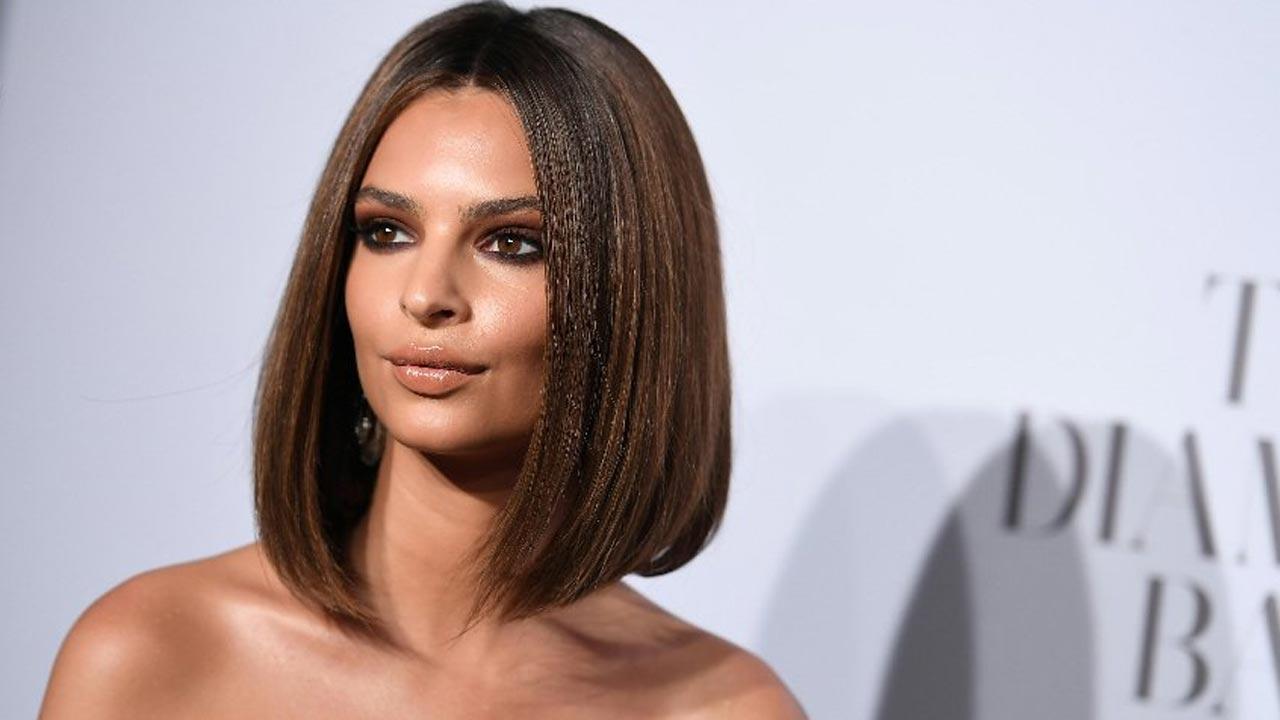 Emily Ratajkowski claims she was touched inappropriately by Robin Thicke