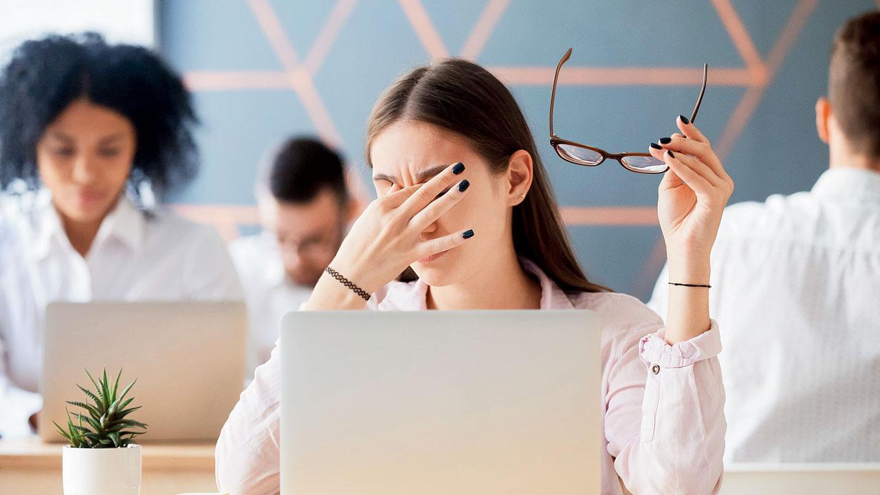 Experts share tips on how to manage eye strain in case of extended screen time