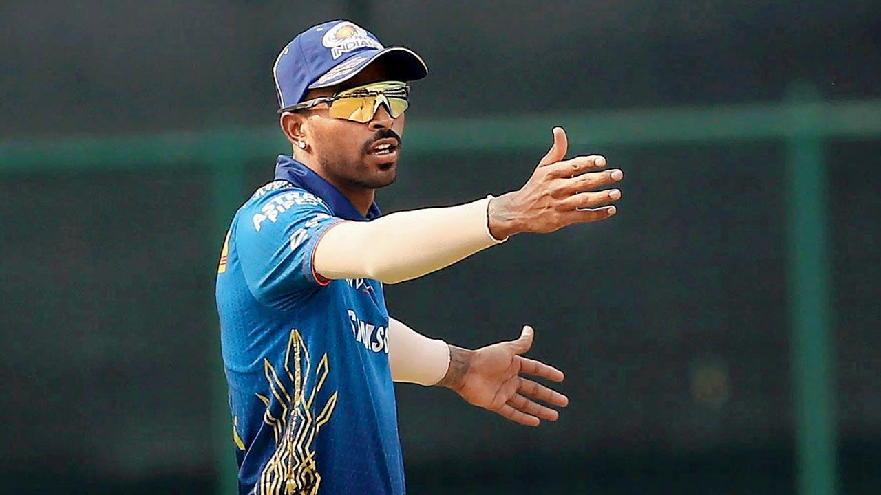 Rohit backs fellow Mumbai Indian Hardik Pandya to strike at T20 World Cup