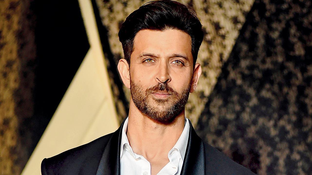 Hrithik Roshan starts shooting for Vikram Vedha on the auspicious occasion of Dusshera: See Post