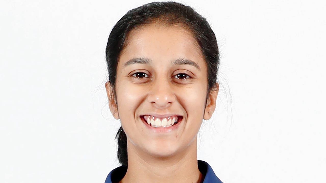 Jemimah smashes 49* before rain washes out first T20I v Oz