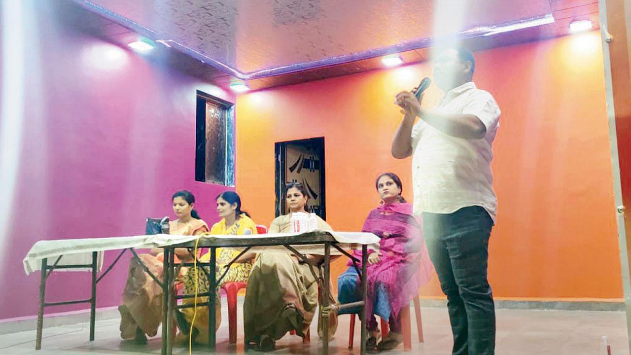 Local residents met on Tuesday night to discuss the foot overbridge between Kalwa and Mumbra