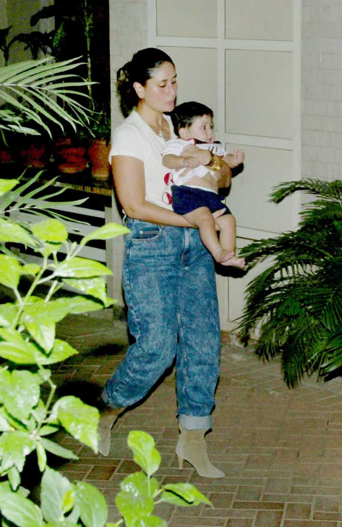 For her outing with Jeh, Bebo opted for a pair of baggy jeans and a white-shirt. Jeh, on the other hand, looked super cute in a white tee and dark blue shorts.