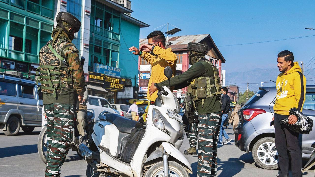 Jammu and Kashmir: 2 jawans killed in another encounter in Poonch