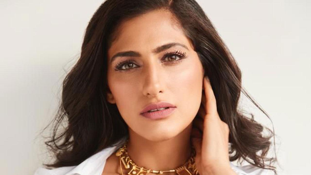Kubbra Sait is ready for her upcoming show 'Foundation'; see photo
