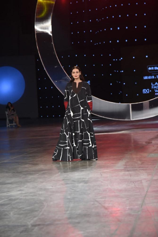 Dia Mirza was elegant in an abstract printed black maxi dress and kept the look minimal with only a red lippie. The actress was last seen in the 2020 film 'Thappad', and will next be seen in a special appearance in the Telugu film 'Wild Dog'.